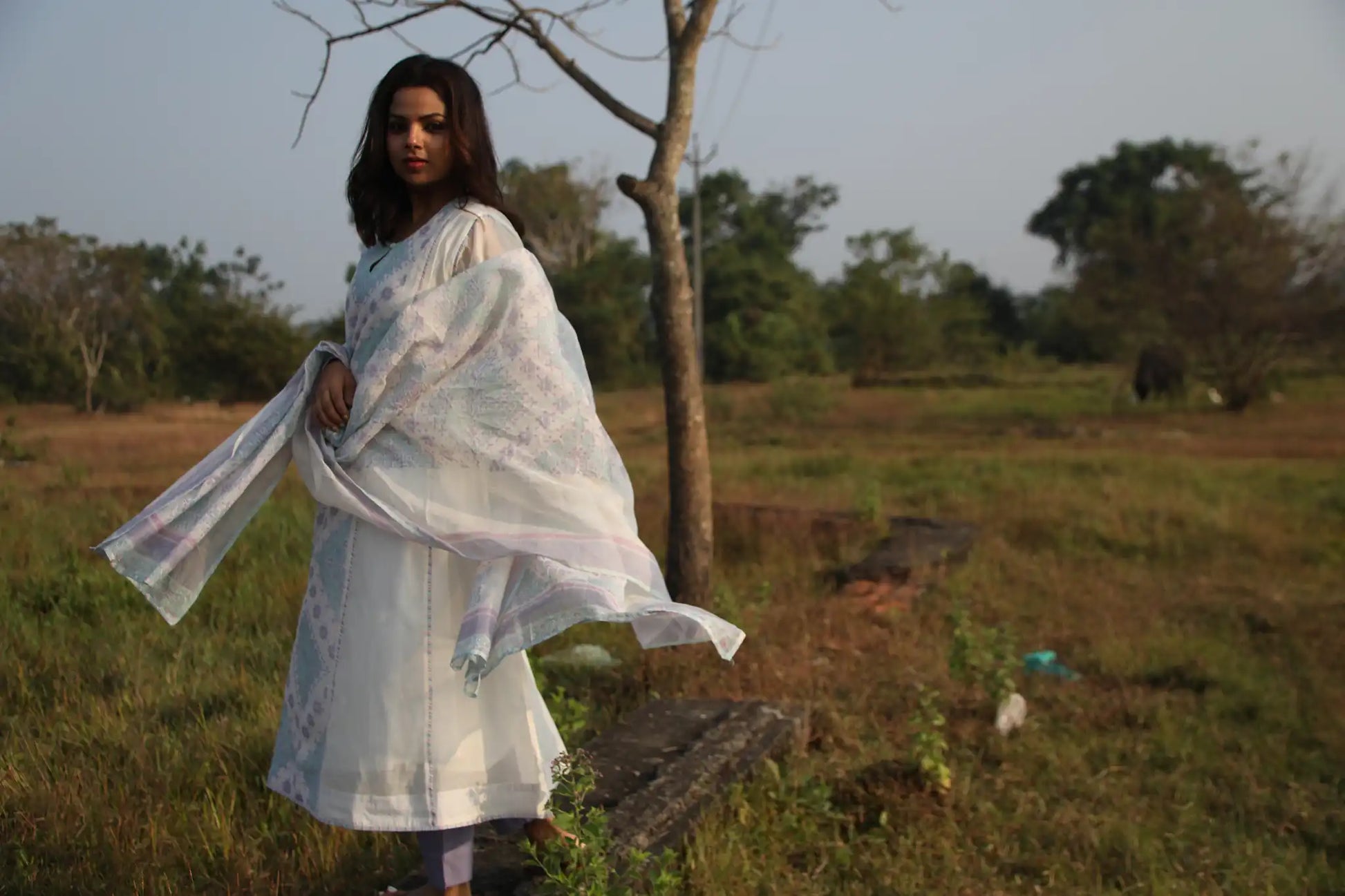 Kolam White Panel Kurta