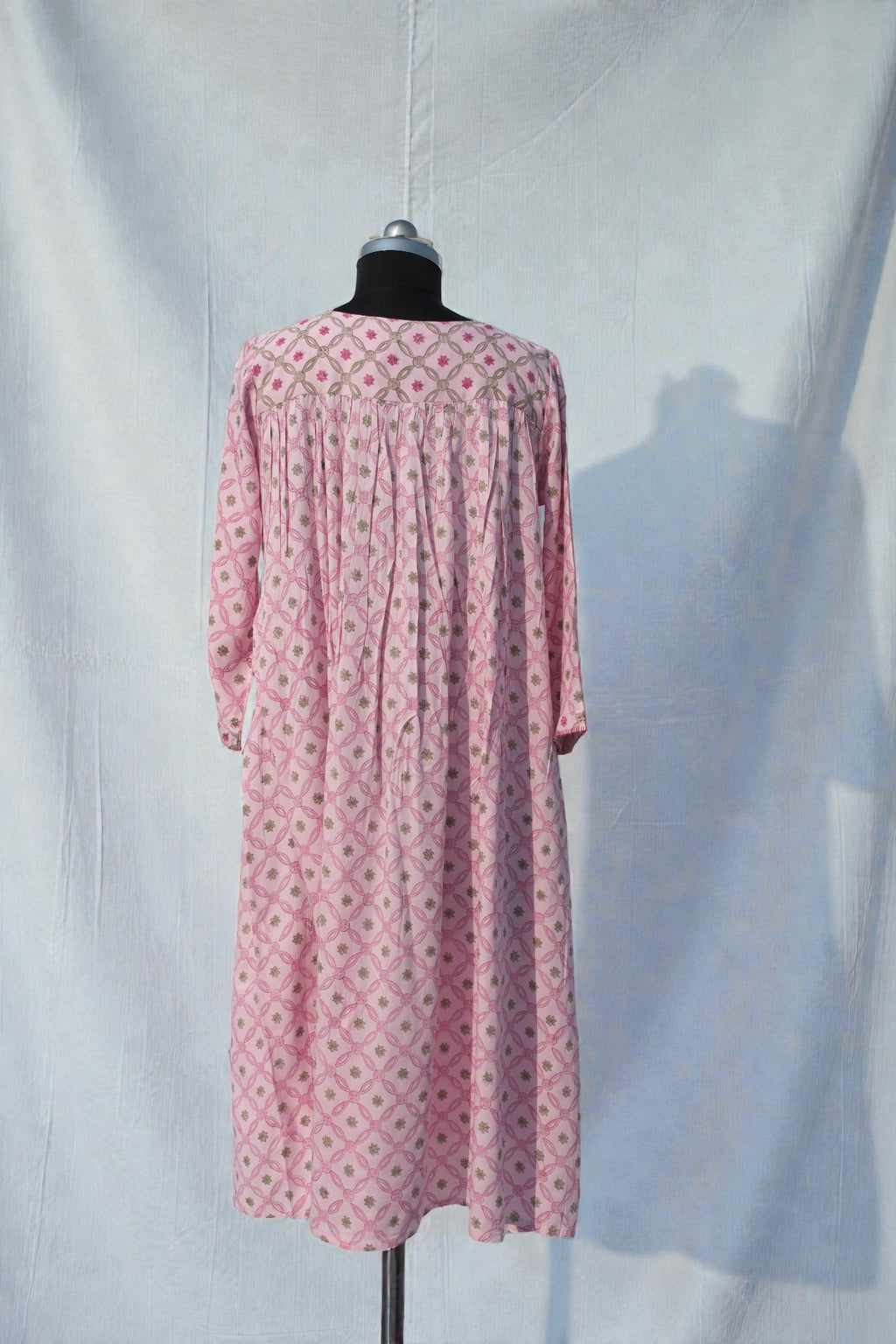 Pink geometric Jaal kurta set