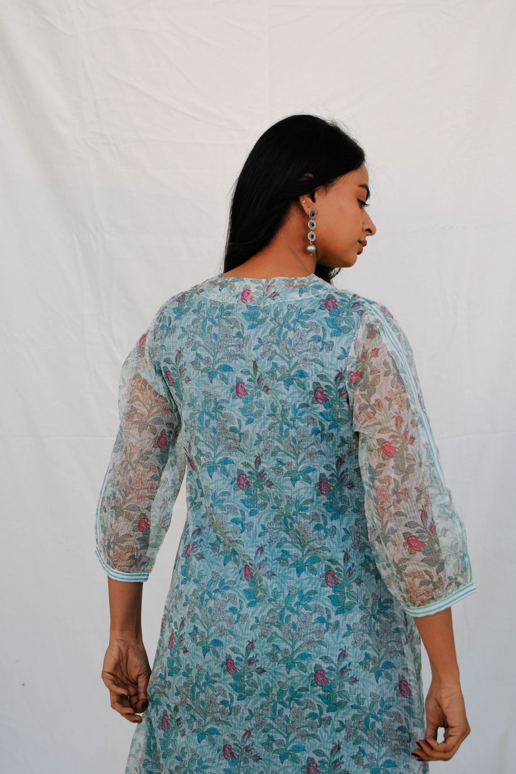 Gulabo Yasmin Aliya Cut Kurta Set