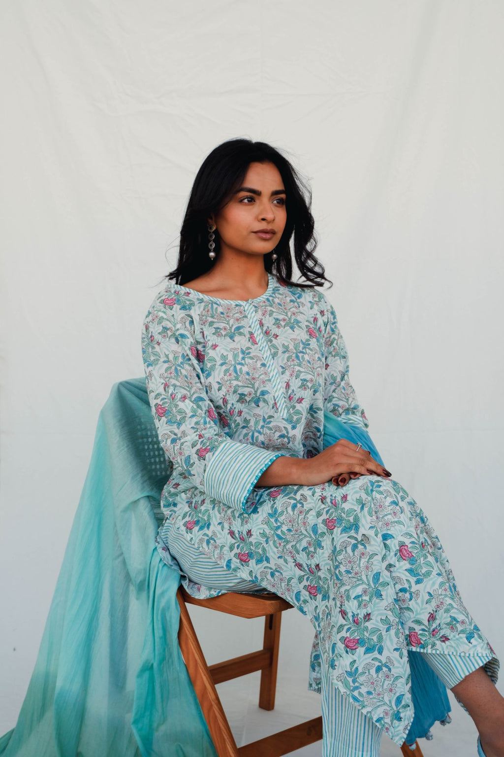 Gulabo Yasmin Straight Cut Kurta Set