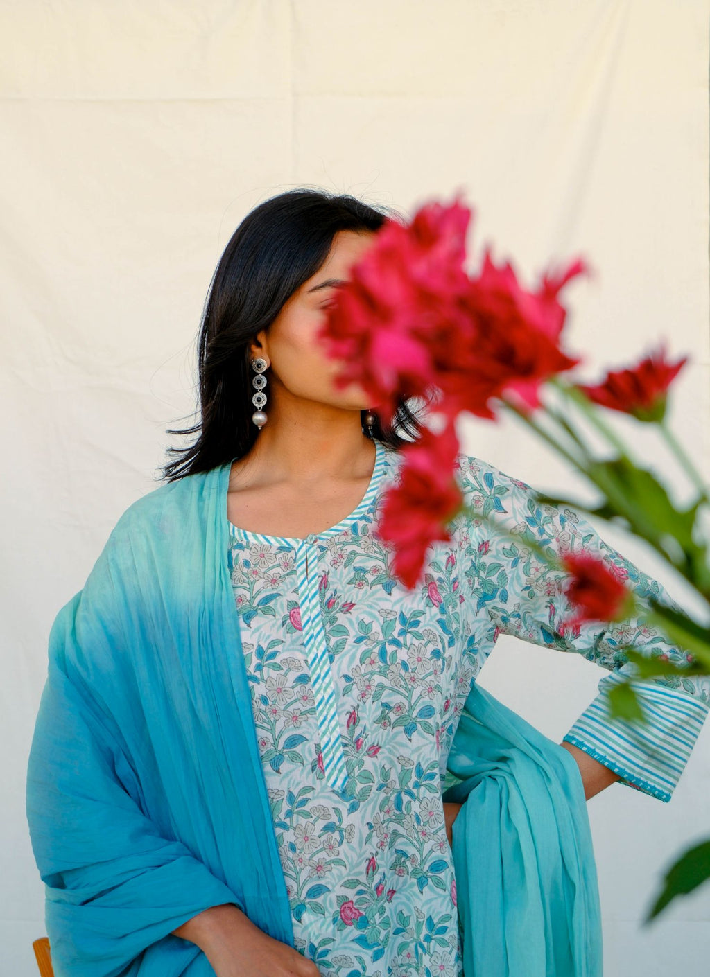 Gulabo Yasmin Straight Cut Kurta Set