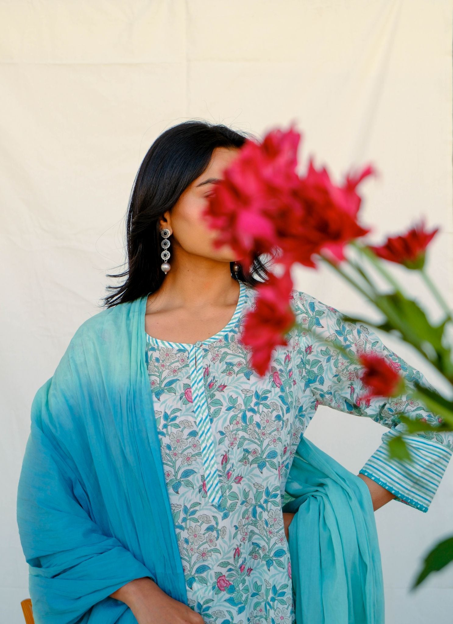 Gulabo Yasmin Straight Cut Kurta Set