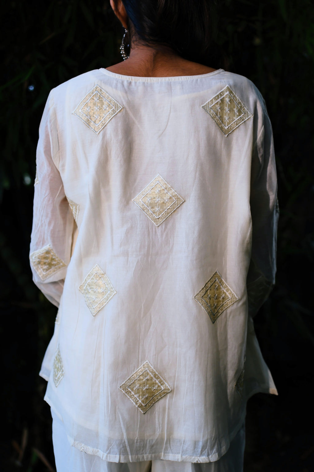 Chanderi Silk off white top w/ embroidery