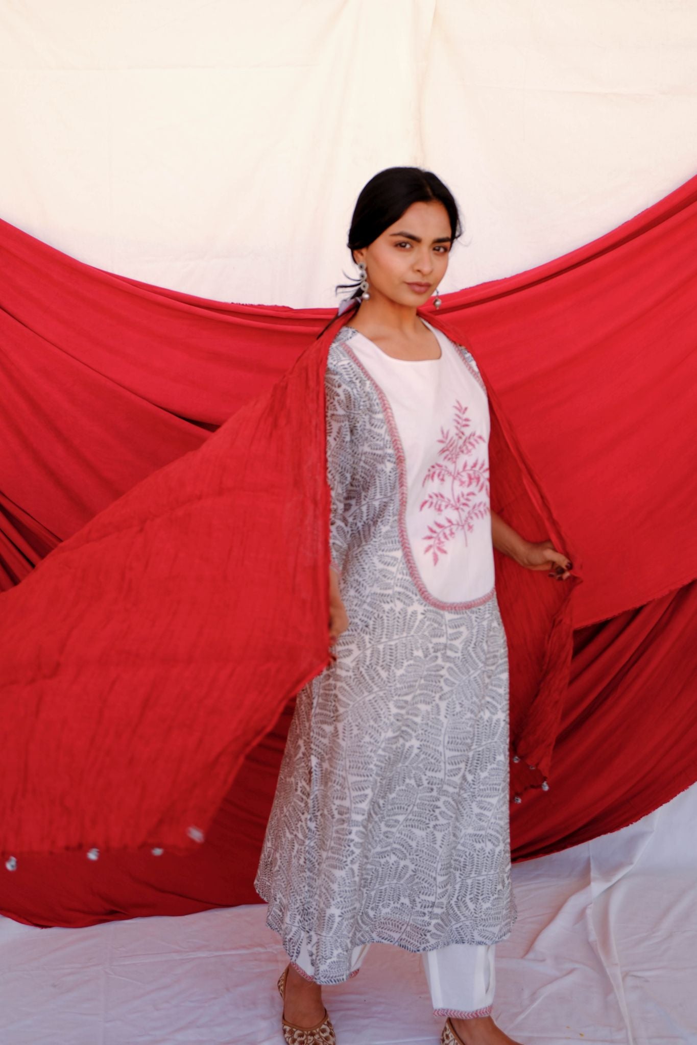 Gulmohar Fresco Kurta Set