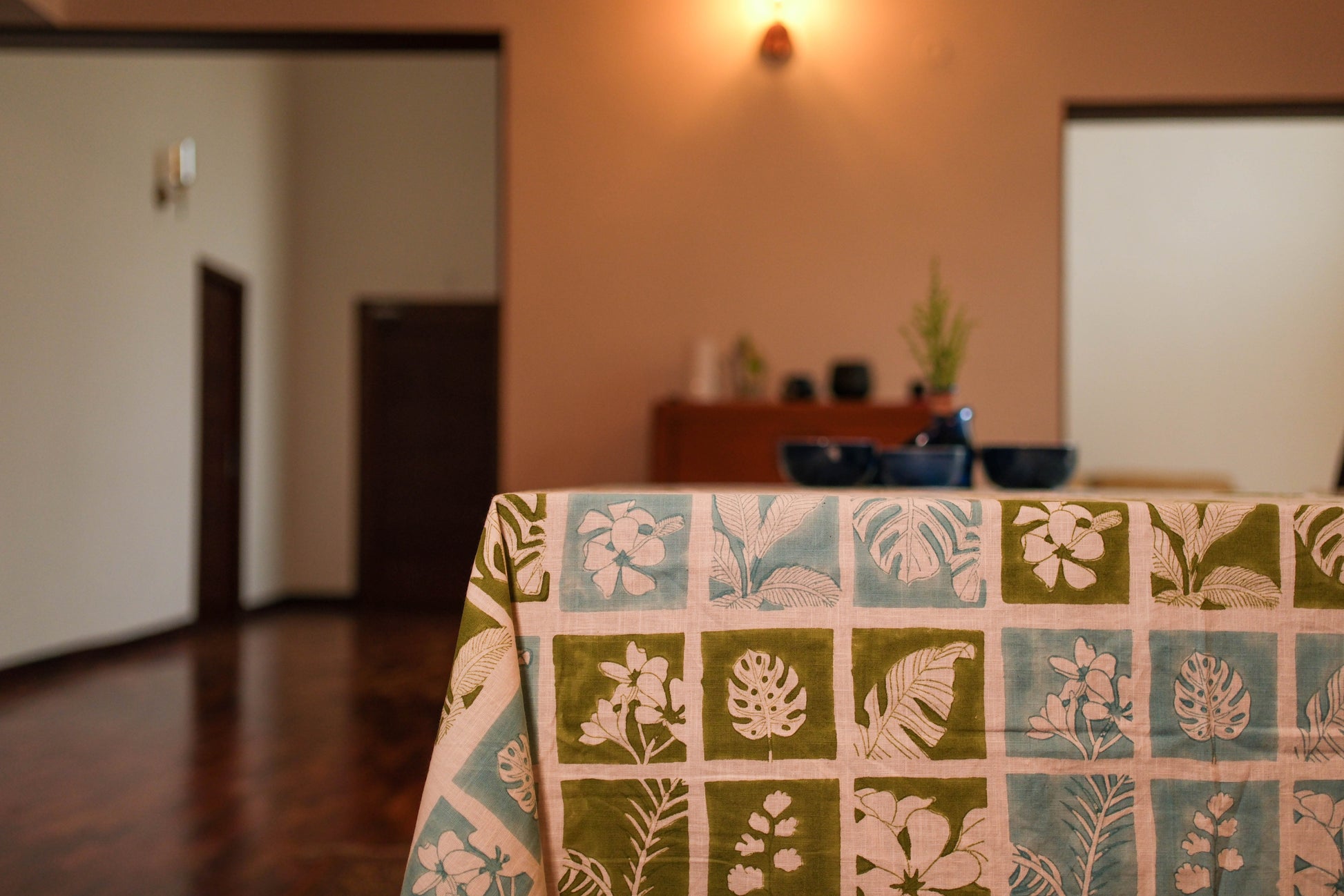 TS Fern Print Tablecloth - 10 Seater