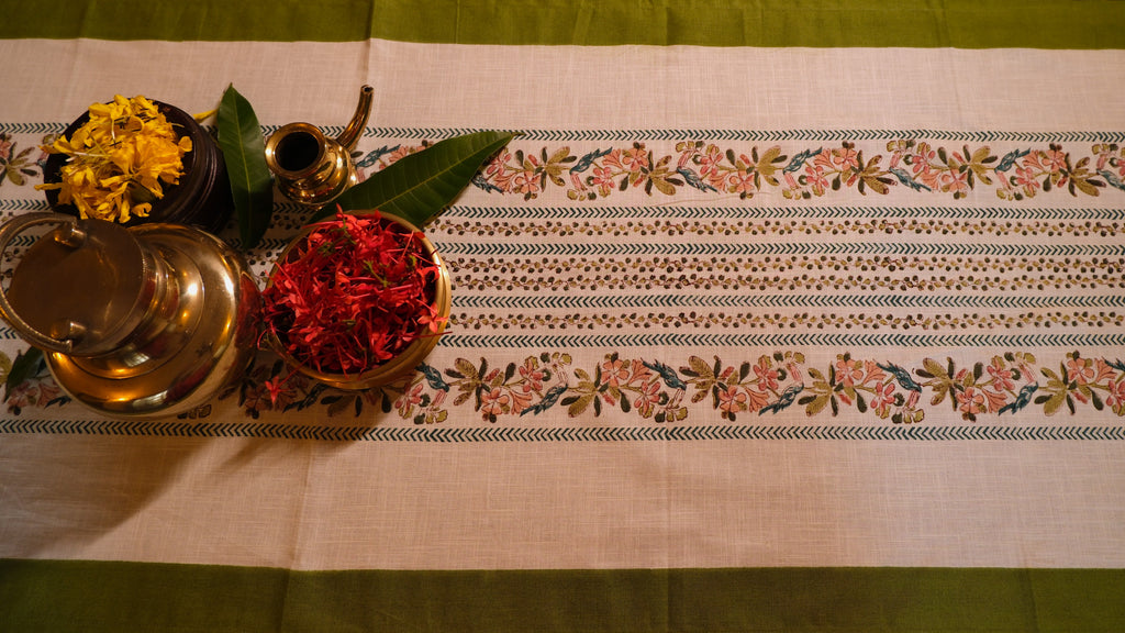 TS Bird Print Table Runner - 8 Seater