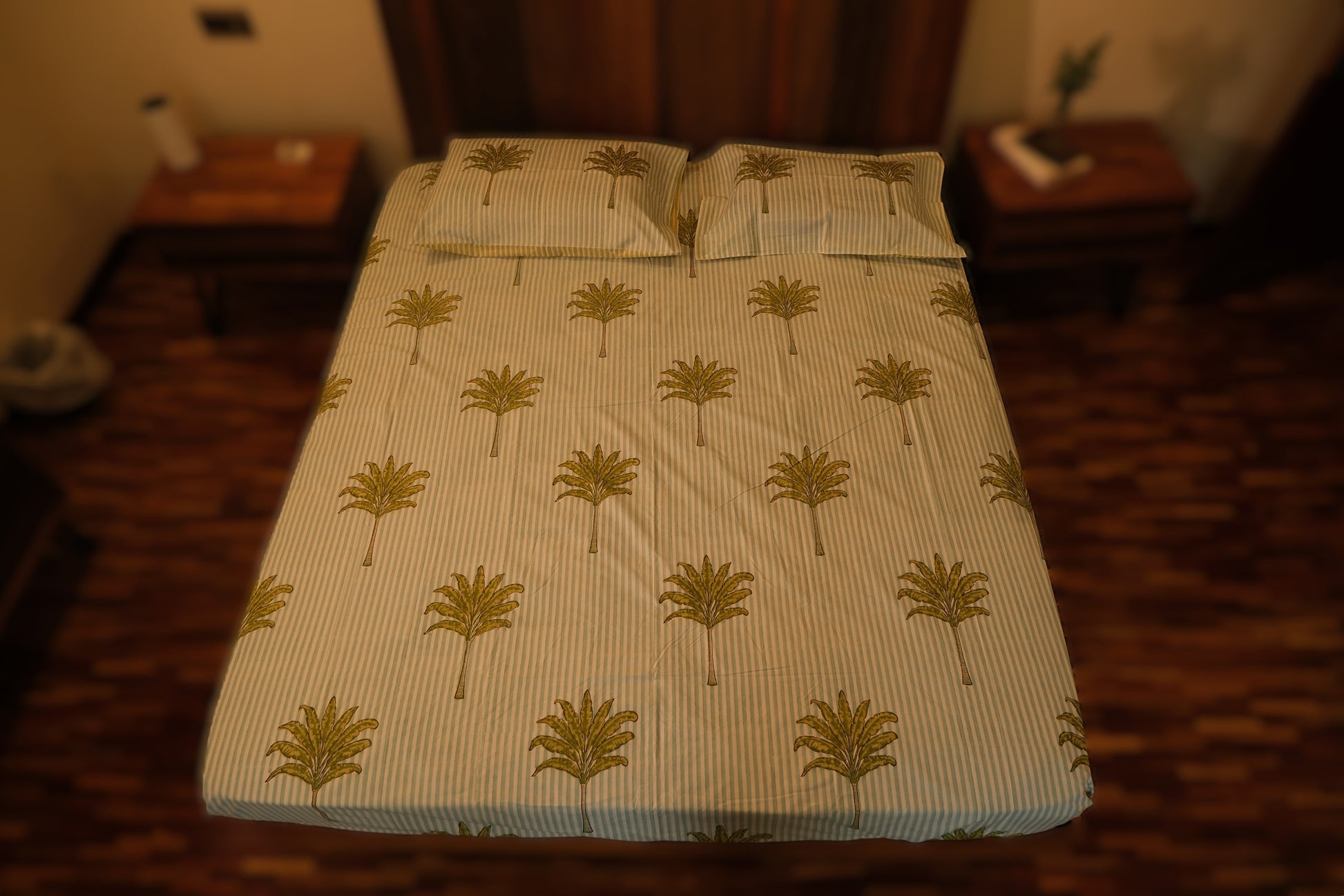 Coco Striped Bedsheet Set