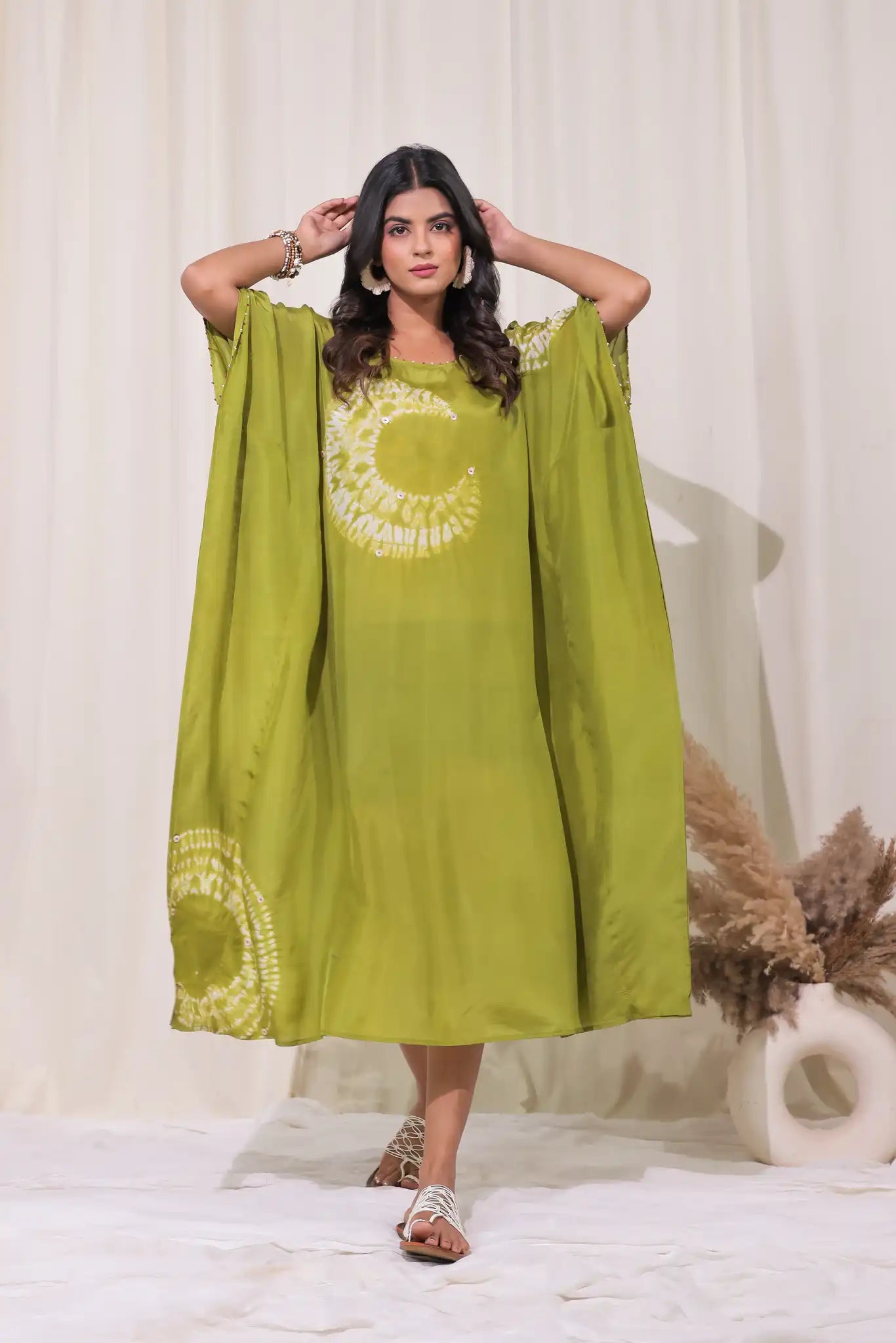Green habutai silk shibori kaftan