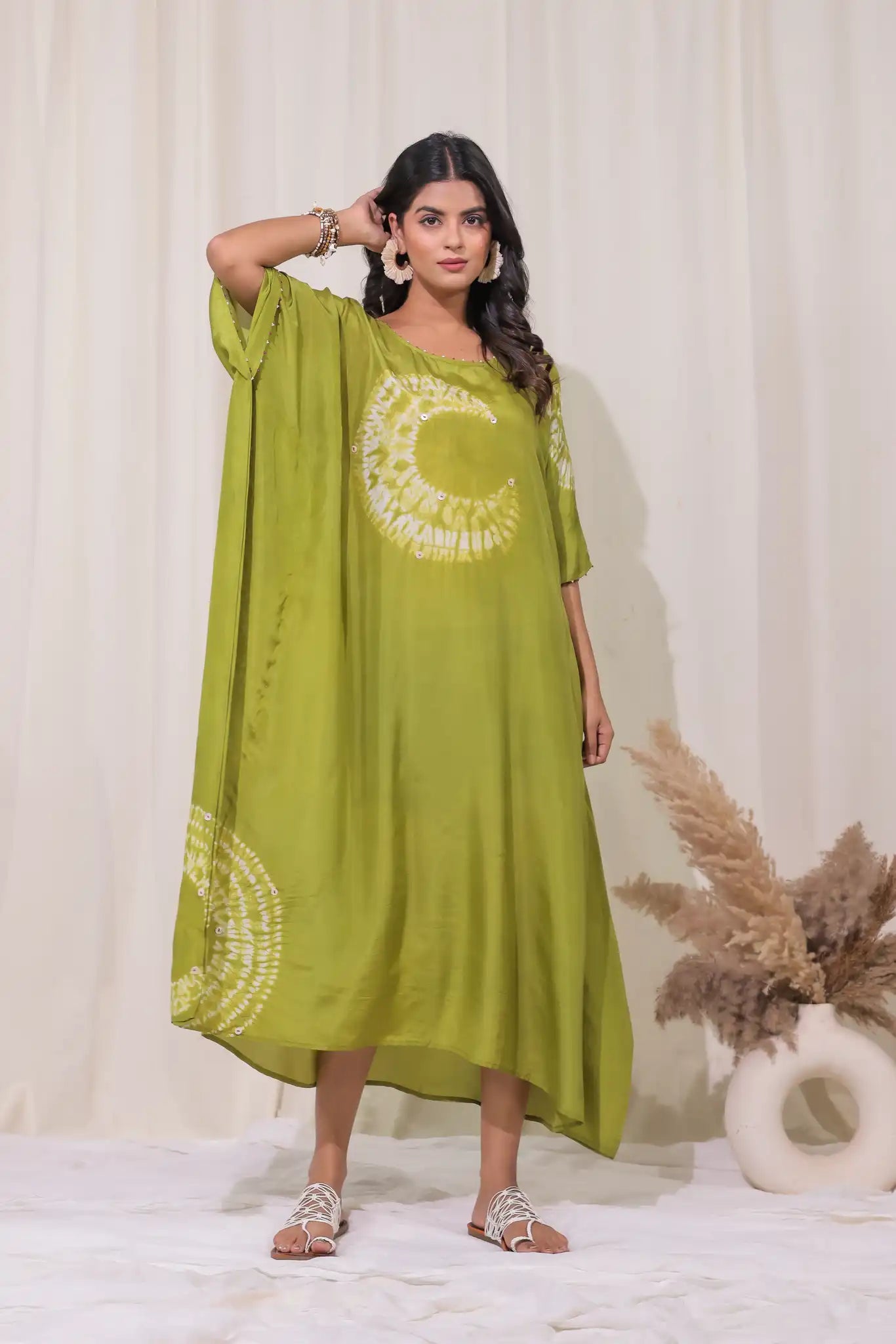 Green habutai silk shibori kaftan