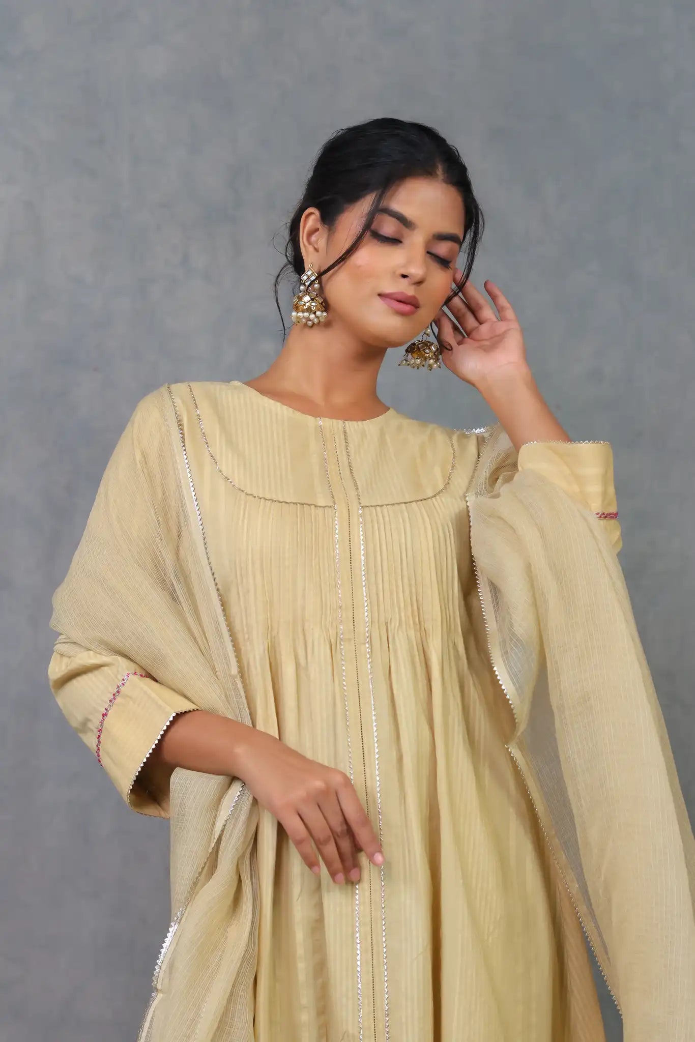 Beige Pintuck Kurta w/ Lace Trim
