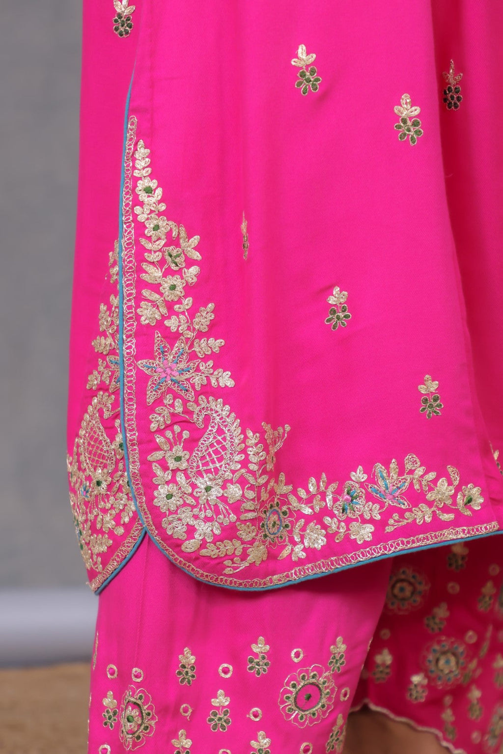 Rani Pink Twill Kurta Set w/Embroidery
