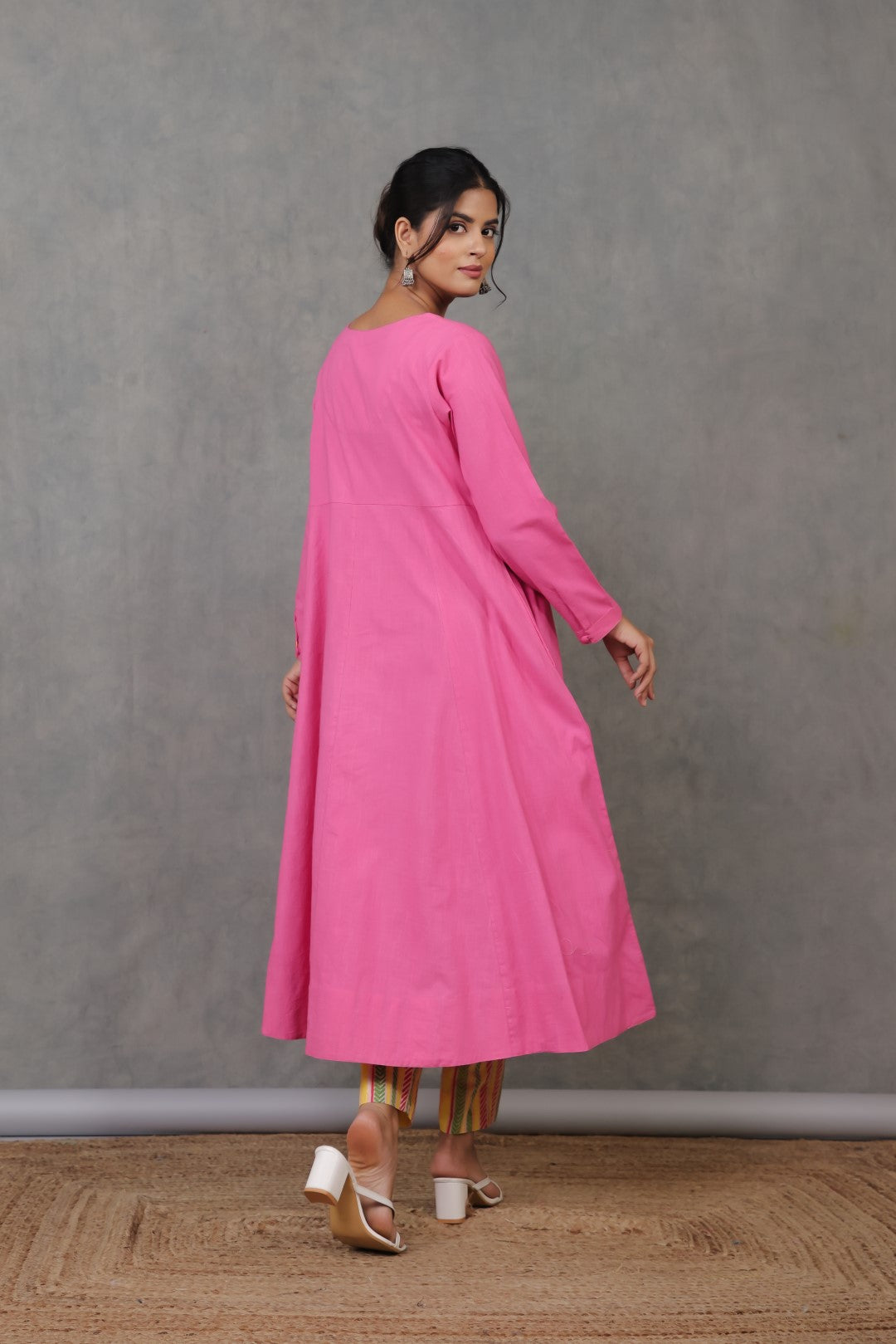 Anarkali kurta w/Chevron cuff