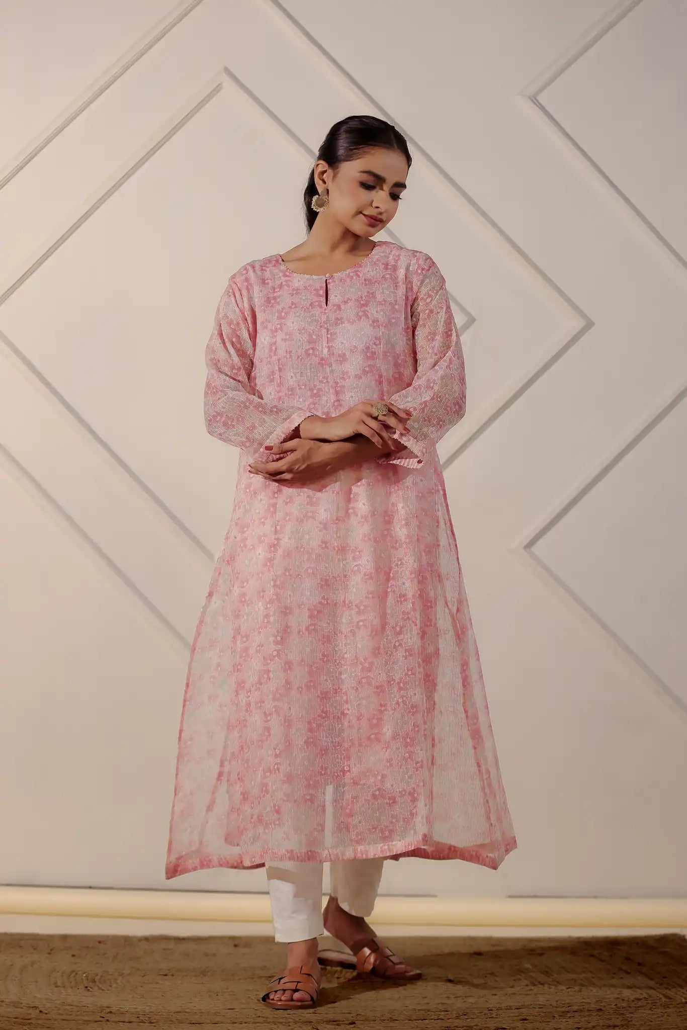 AO: Kali Cut Kota Kurta