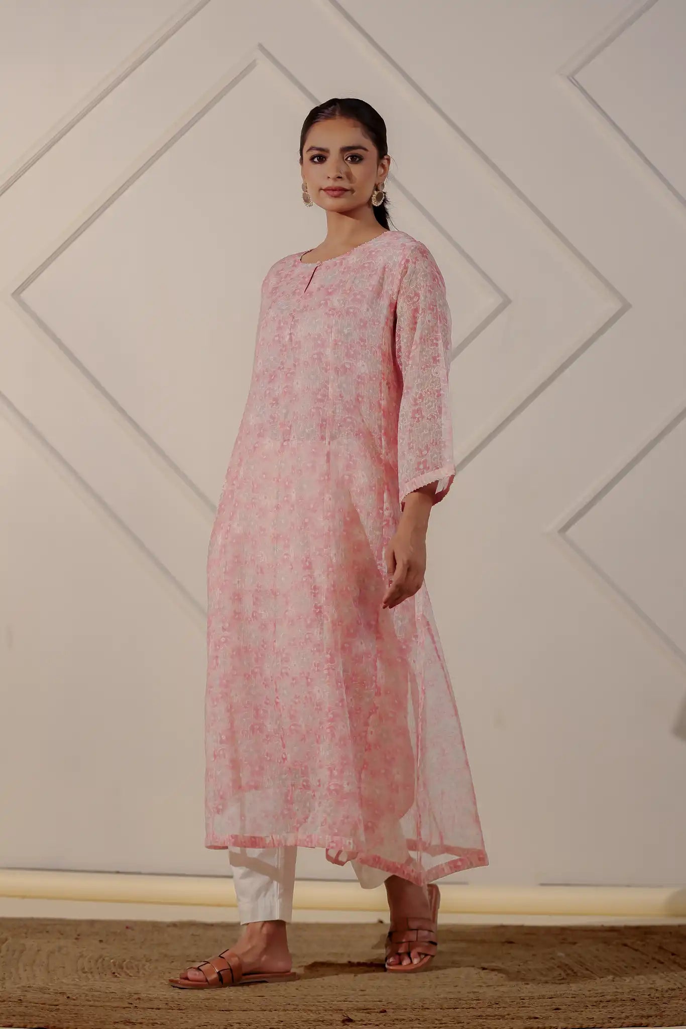 AO: Kali Cut Kota Kurta